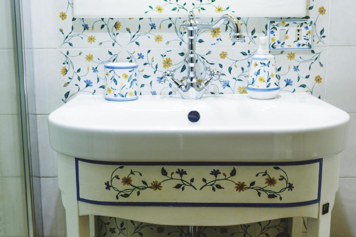 Bosco D'Olmi Country House Sant'Andrea del Garigliano Екстериор снимка