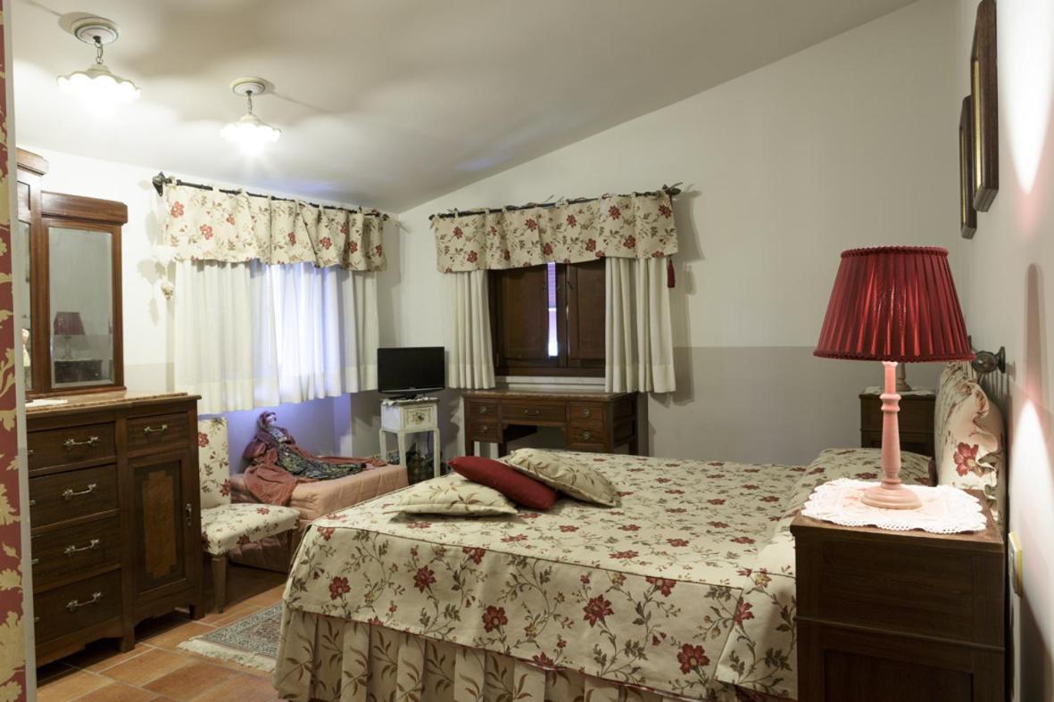 Bosco D'Olmi Country House Sant'Andrea del Garigliano Екстериор снимка