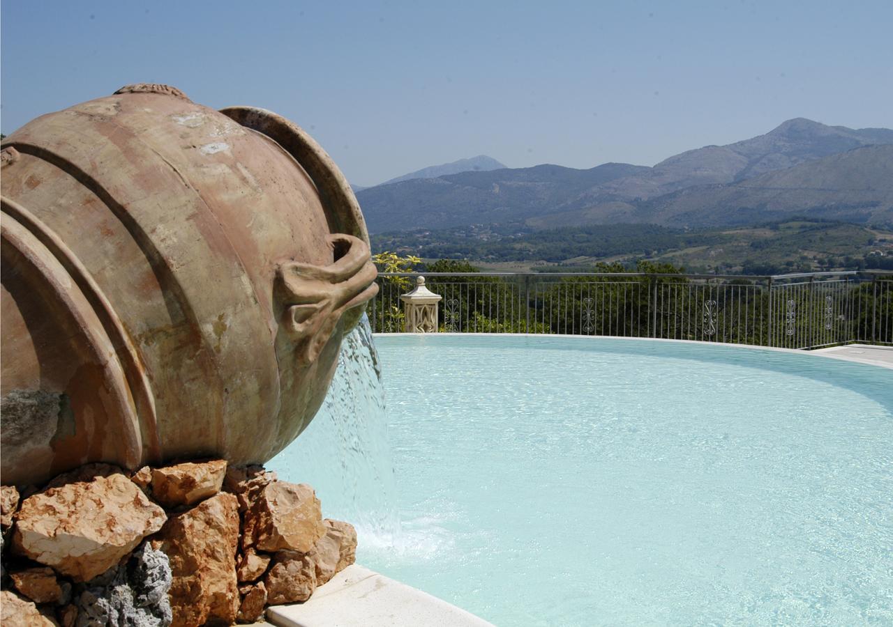 Bosco D'Olmi Country House Sant'Andrea del Garigliano Екстериор снимка